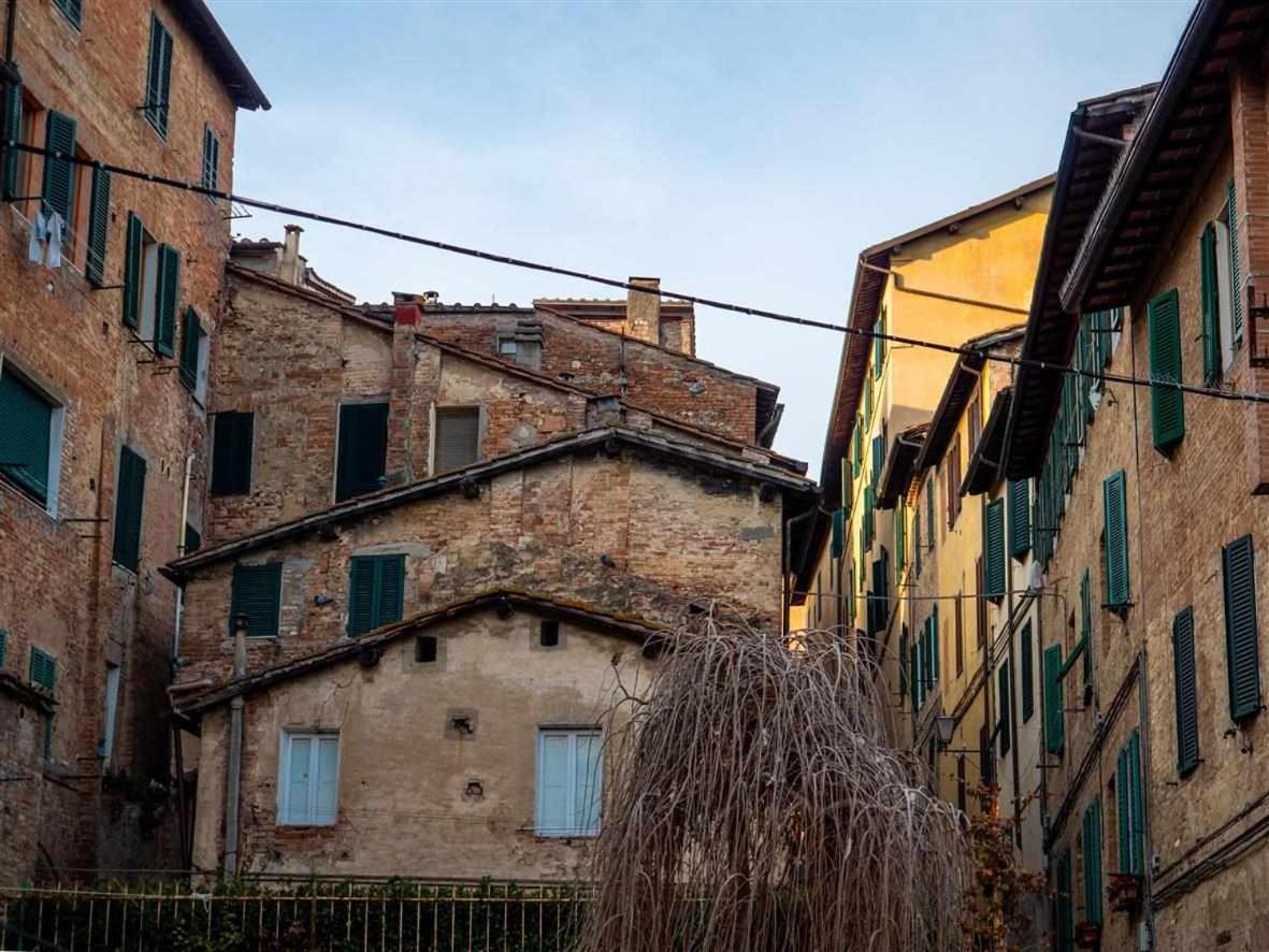 Advocata Nostra Incontro Di Storia E Centralita Siena Exterior foto